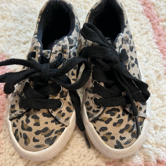 Platform Cheetah Sneakers - Picture 2 of 5